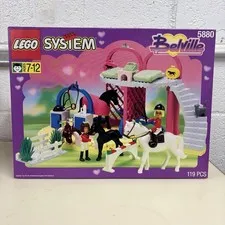 Vintage 1994 LEGO System 5880 BELVILLE Prize Pony Stables New in Sealed Box