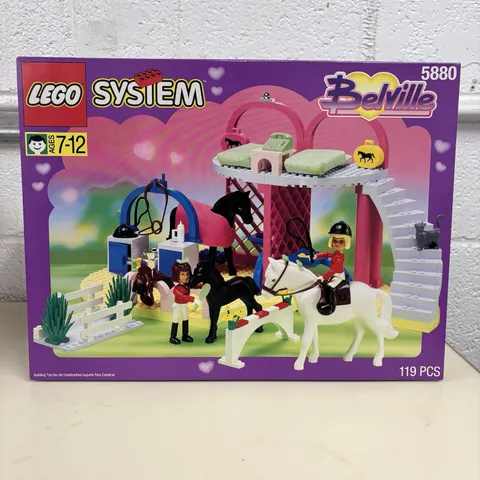 Vintage 1994 LEGO System 5880 BELVILLE Prize Pony Stables New in Sealed Box