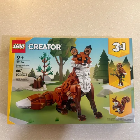LEGO Creator 3 in 1 Forest Animals: Red Fox 31154 667pcs Ages 9+ Set