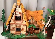Lego Snow White Cottage (43242) AS-IS