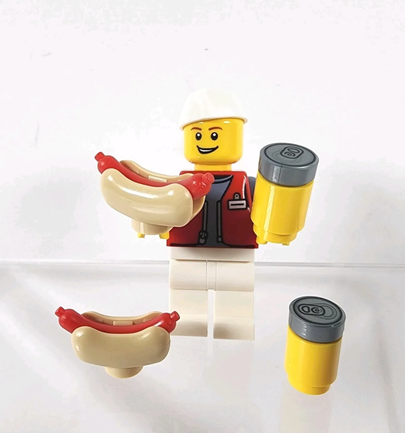 LEGO BAM MOC Minifigure Hotdog Vendor Man Male City 2 Hotdogs And 2 Soda Cans 