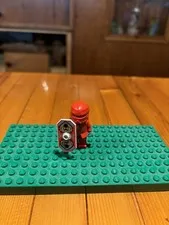 LEGO Red Castle Knights Kingdom Figure With Shield/Helmet