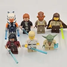 LEGO Star Wars Jedis Obi Wan Luke  Yoda Ahsoka QuiGon Ezra Nahdar Minifigures 