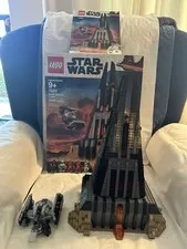 LEGO Star Wars: Darth Vader's Castle (75251)