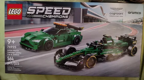 LEGO Speed Champions Aston Martin Vantage Safety Car & AMR23 (76925) 9+ 564