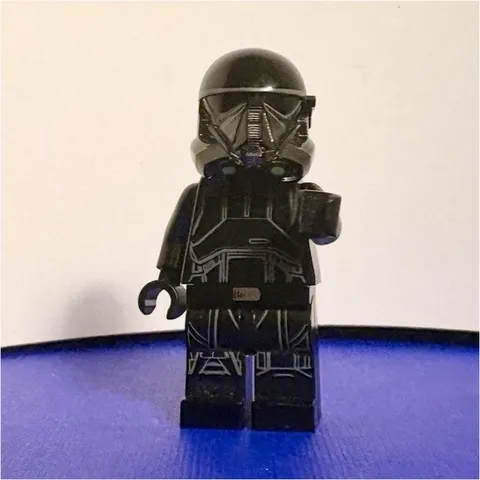 LEGO  Star Wars Imperial Death Trooper Minifigure w/ Helmet & Blaster sw0807