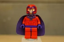 2012 LEGO Toy Marvel Comics Magneto Minifigure sh031 With Cape & Helmet