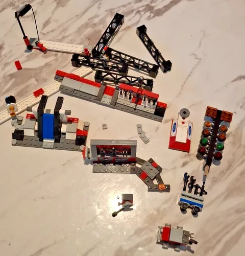 LEGO Speed Champions Bulk Lot of Pit Lane Garage Parts Ford F1 McLaren