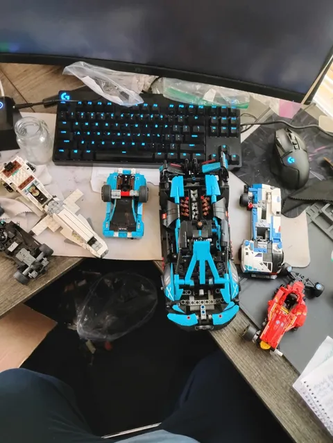 Lego Near Complete Cars And Shuttle 