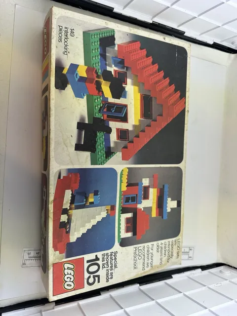 VINTAGE 1974 LEGO Set Number 105 Factory Sealed See description Fast Shipping