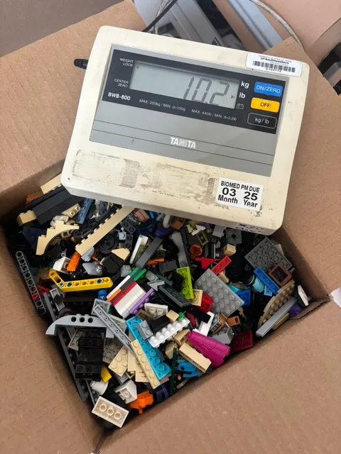 Lego Lot 10.2 Pounds Parts Pieces Loose Building Blocks Mini Figs Clean Bulk