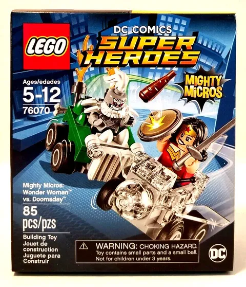Lego 76070 DC Super Heroes Mighty Macros Wonder Woman VS Doomsday