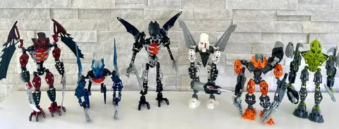 Bionicle Phantoka: 8685 , 8686 , 8687 , 8691 , 8692 , 8693. Complete .