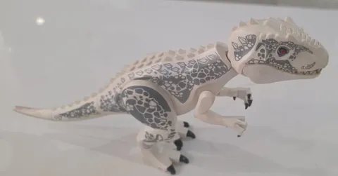 Lego Jurassic World  Indominus Rex Minifigure Breakout 2014 75919
