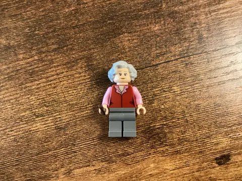 Lego Harry Potter Trolley Witch- Dark Bluish Gray Legs (hp158) Minifigure