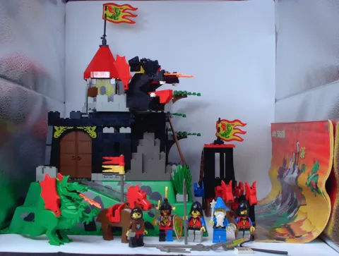 Vintage LEGO Fire Breathing Fortress 6082 with Manual and set  6056 Dragon Wagon