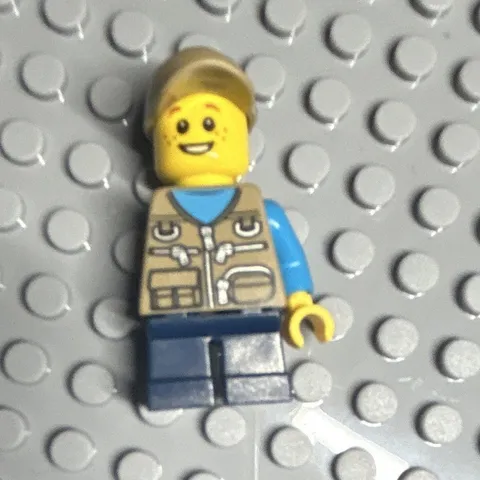 LEGO Minifigure Blue Outfit Tan Vest Dark Blue Legs Tan Cap missing arm