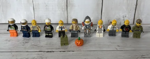 LEGO Shark Police Pumpkin Sunglasses Helmets Minifigures Lot