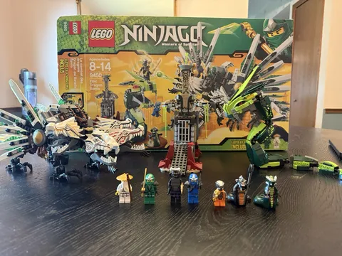 LEGO NINJAGO: Epic Dragon Battle (9450)