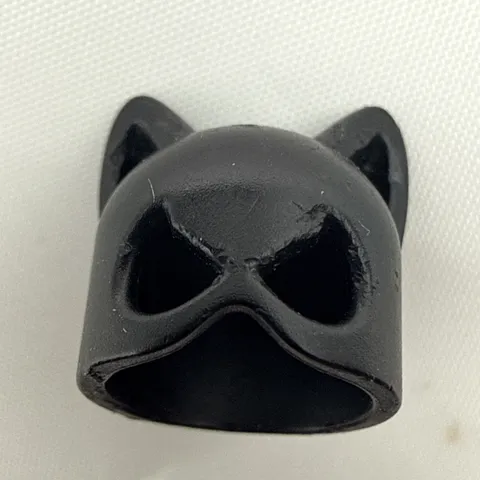 LEGO Catwoman Minifig Mask Accessory - Small Gap 98729 for Batman 76061 or 6858