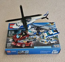 LEGO City 60138 High-speed Chase 294 pcs Complete Set w/ Box Manuals