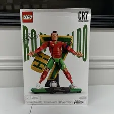 LEGO Editions 43016 Cristiano Ronaldo Soccer Legend NEW Sealed Slight Box Damage
