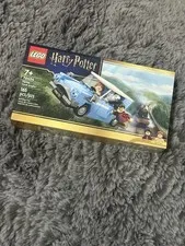 LEGO Harry Potter: Flying Ford Anglia (76424)