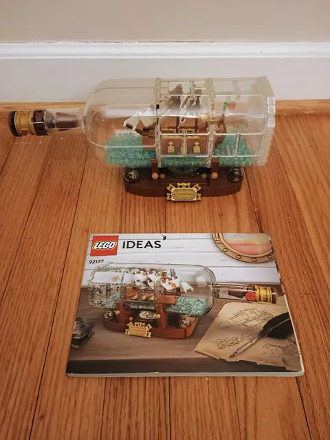 LEGO Ideas: Ship in a Bottle (92177) used, complete with manual, no box