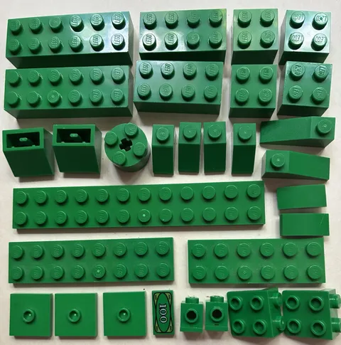 LEGO Bulk Lot Of 35 Green Pieces Bricks Plates