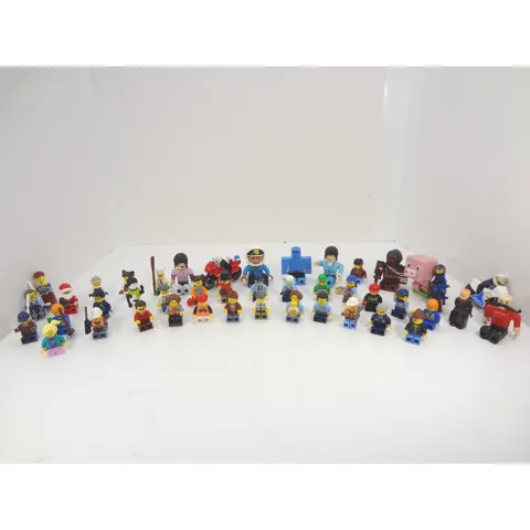 LEGO Minifigure Lot Multicolor Excellent