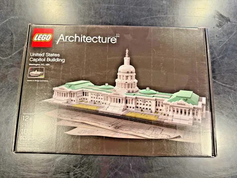 LEGO ARCHITECTURE: United States Capitol Building (21030)