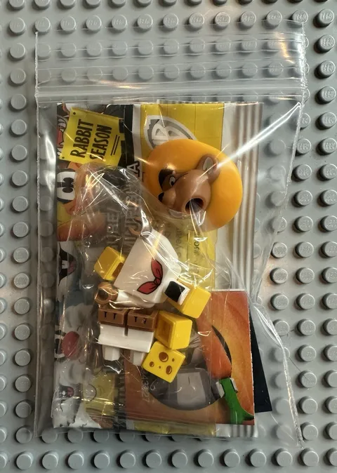 LEGO LOONEY TUNES Collectible Minifigure Series 71030 - Speedy Gonzalez