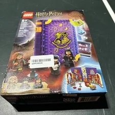 Brand New LEGO Harry Potter: Hogwarts Moment: Divination Class 76396 Free Ship. 