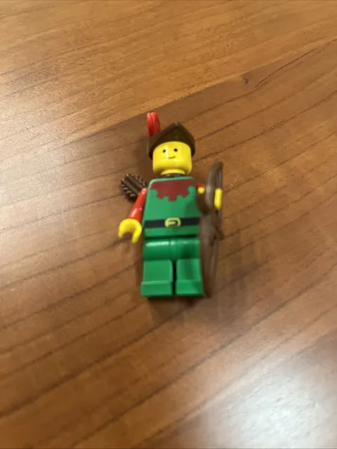 LEGO® Vintage 1987 Forestman Caslte Forestmen Red, Brwn Hat, Qiver, Bow