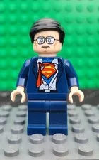 LEGO - Marvel Super Heroes - Clark Kent / Superman - Mini Figure - USED