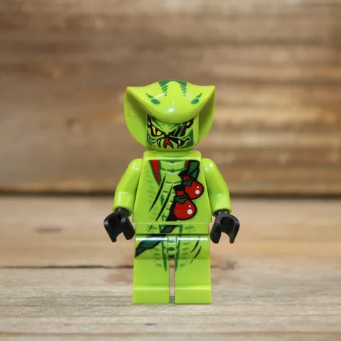 LEGO Ninjago Lasha Red Vials Minifigure njo0051 Rise of the Snakes