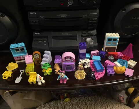 LEGO DUPLO Disney Bulk Lot Minnie Mouse & Belle Figures + Assorted Pieces