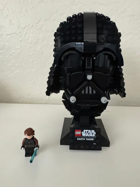 Lego Star Wars Lot Darth Vader  Helmet & Anakin Skywalker Clone Wars Minifigure