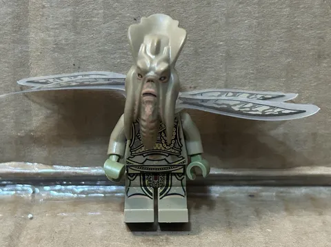 Lego Poggle the Lesser Star Wars Minifigure SW0474 75017 Complete