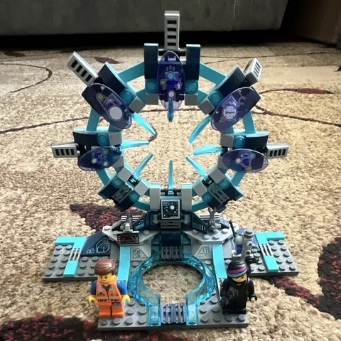 LEGO The LEGO Movie Emmet & Lucy  Unknown Set Portal