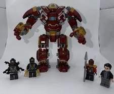 LEGO Marvel 76247 Hulkbuster: Battle of Wakanda, Complete without Box or Manual