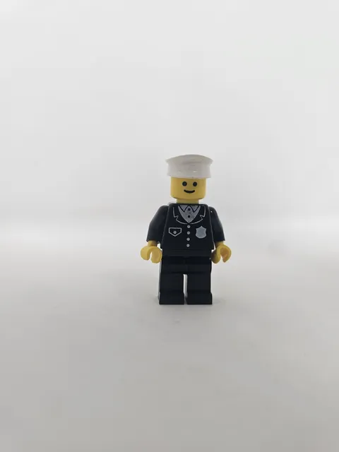 LEGOLAND Lego Town Minifigure Police Officer Vintage
