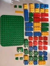 LEGO Quatro 60 Pc Lot Large Toddler Blocks Green Baseplate Retired Vintage 2004
