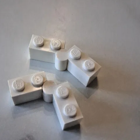 Lego Lot of 2 Hinge Brick 1x4 Swivel Base White
