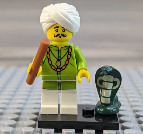 LEGO Minifigures Snake Chamer Series 13 Collectible 71008 Col198 Retired Rare