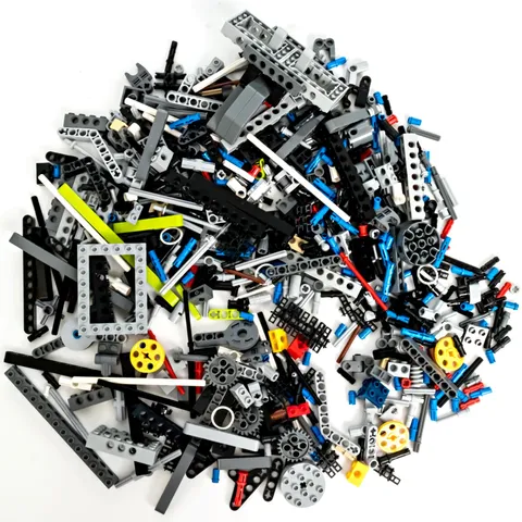 Lot Of Lego 15oz Bulk Technic Random Parts Gears Beams Etc LEGO