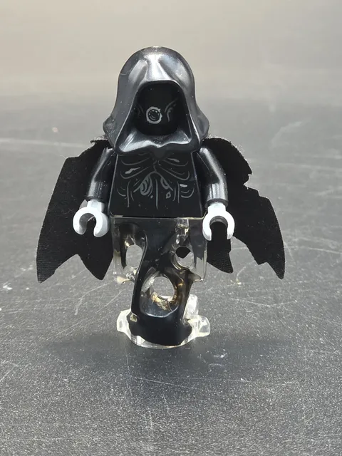 Lego Harry Potter Dementor - Black with Black Cape, Head with Eye Holes