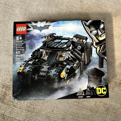 LEGO DC Batmobile Tumbler: Scarecrow Showdown 76239 422pcs Batman NEW!