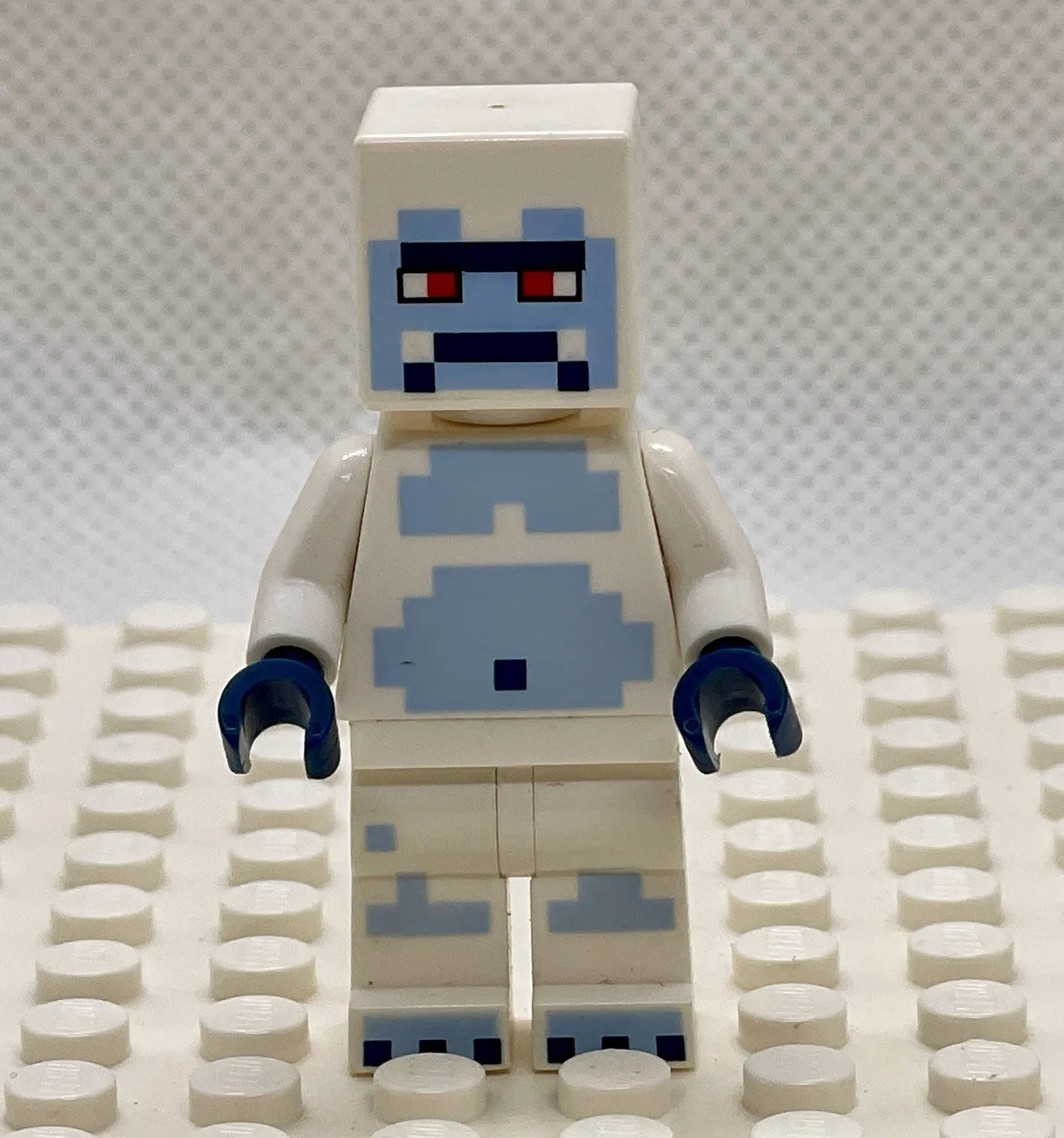 LEGO Minecraft: Yeti Minifigure (min130) Set 21186