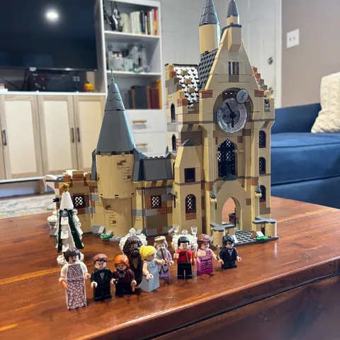 LEGO Harry Potter: Hogwarts Clock Tower (75948) 99% Complete. With Instructions